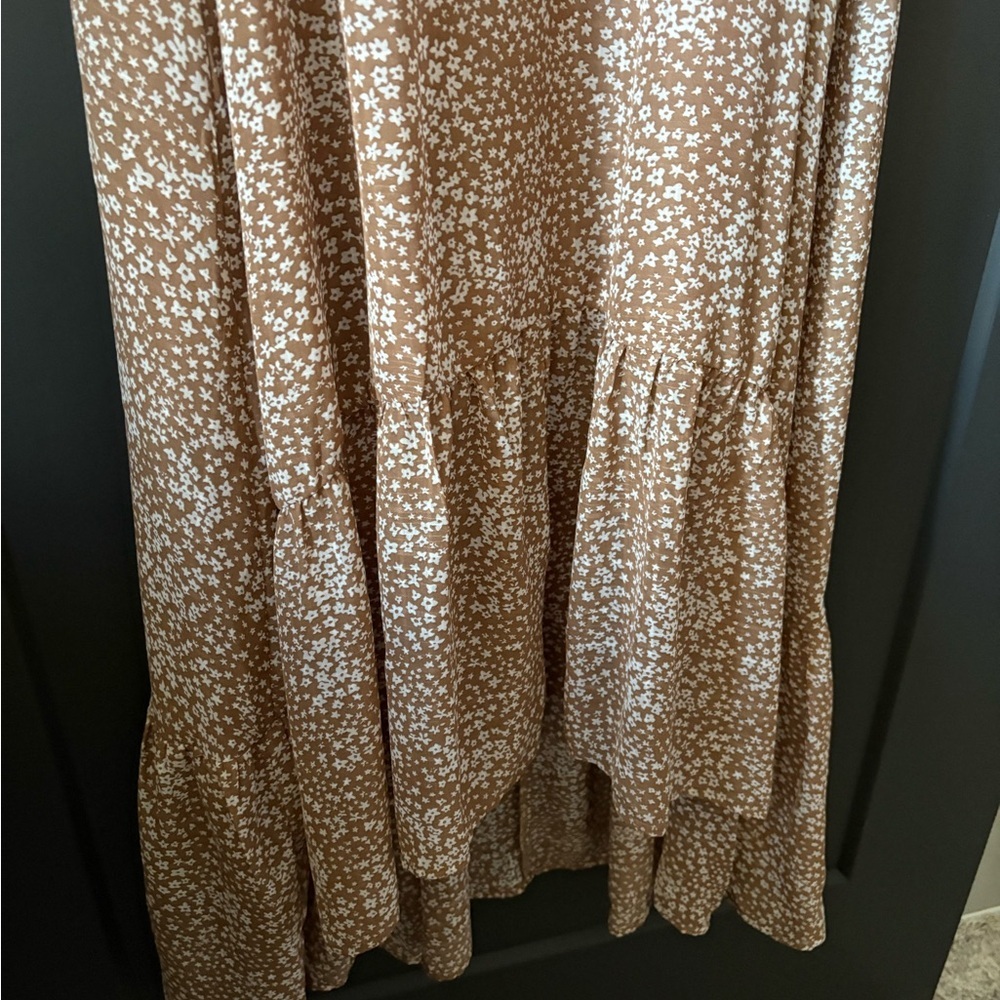 Flawless Brown and White Floral Maxi Dress - Picture 4 of 7